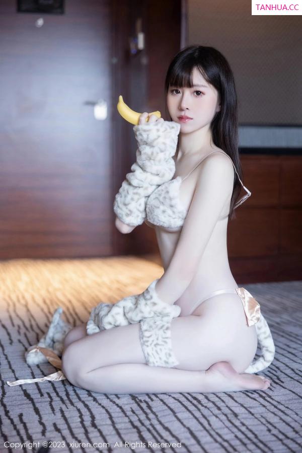   [XiuRen]高清写真图 2023.12.13 No.7803 林悠悠 丰腴美臀第19张图片